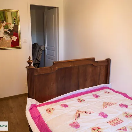 Le Pigeonnier Du Mas De Salles *