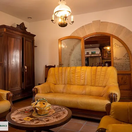 Le Pigeonnier Du Mas De Salles Casa vacanze Lugan (Aveyron)