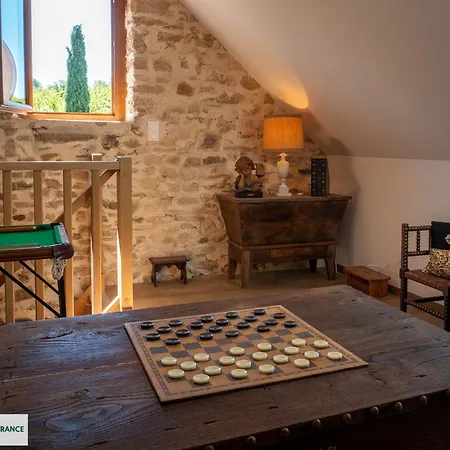 Le Pigeonnier Du Mas De Salles * Lugan (Aveyron)